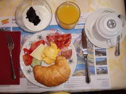 ホテルの朝食（バッフェ）